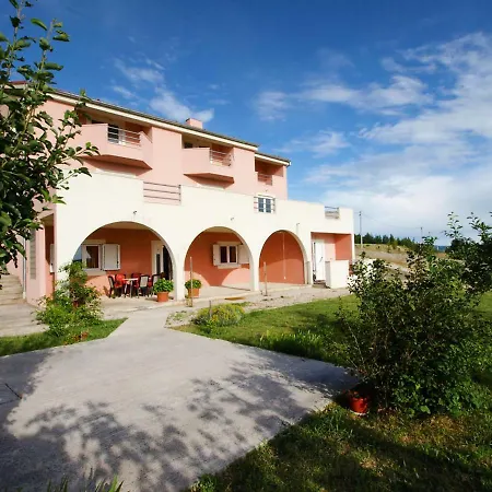 Holiday Sonja Hébergement de vacances Kruševo